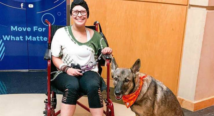 Il cane e la padrona malata (Foto Instagram)