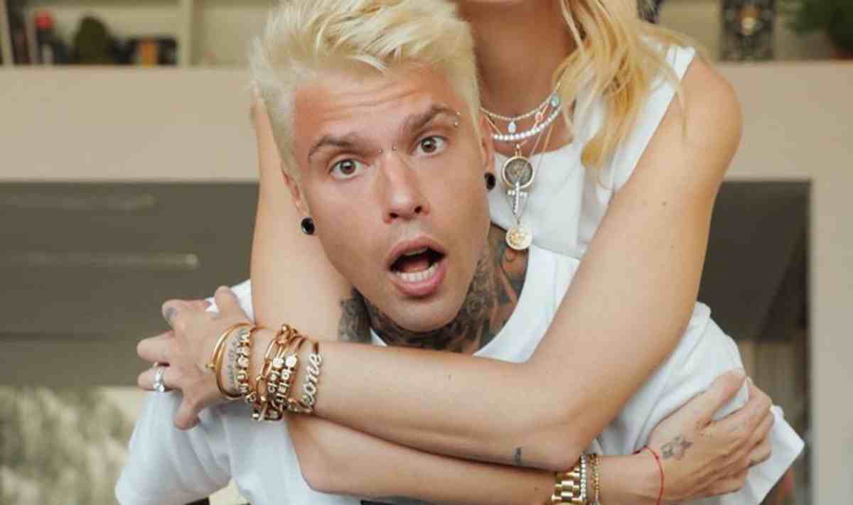 Fedez, che gesto il cane rischia di morire e lui paga l'intervento Fedez, che gesto il cane rischia di morire e lui paga l'intervento