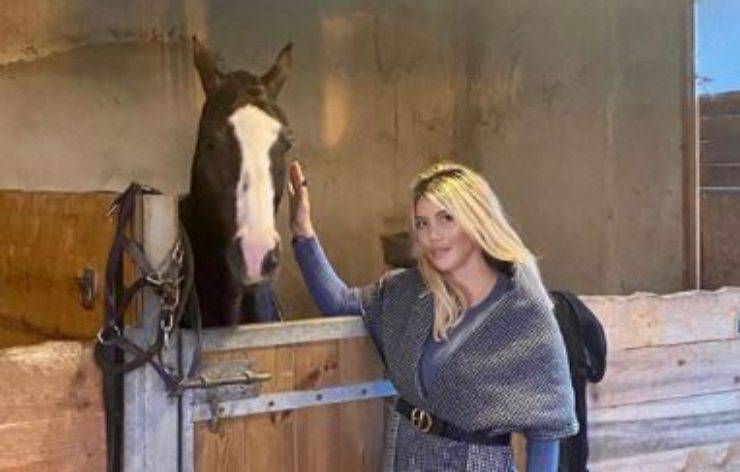 wanda nara cavallo