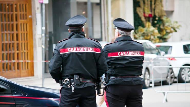 Carabinieri Gatto Impallinato Fucile