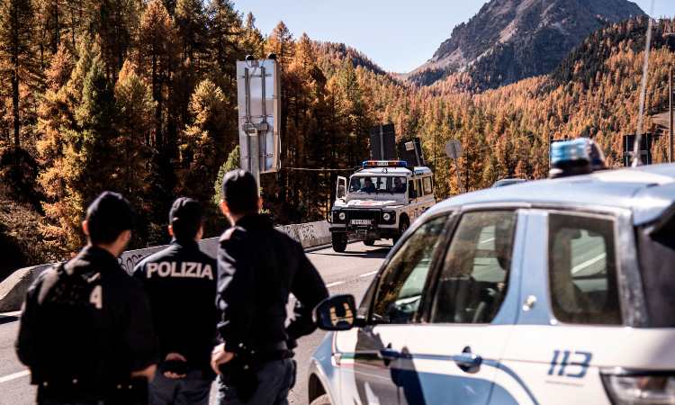 Illecito Cani Gatti Autostrada Altedo