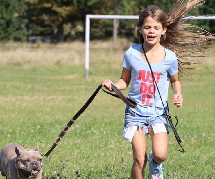 La figlia di Mauro Icardi e il suo cane