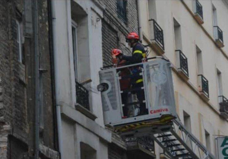 I Vigili durante i soccorsi