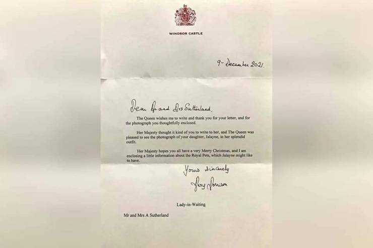 bimba riceve lettera Regina Elisabetta