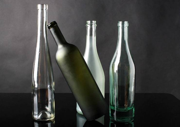 Bottiglie (Foto Pixabay)