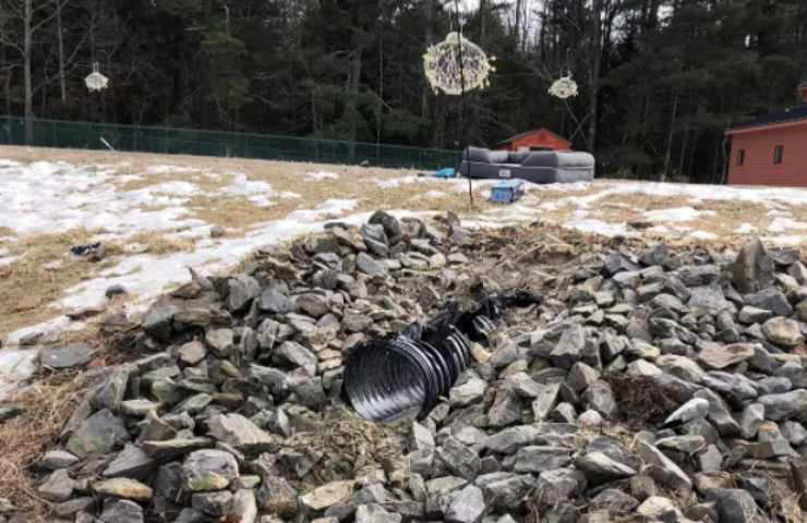 tubo drenaggio Maine animale bloccato ghiaccio