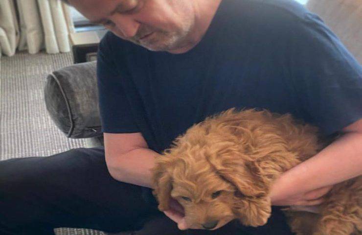 Friends, il cast sconvolto dalla morte di Matthew Perry