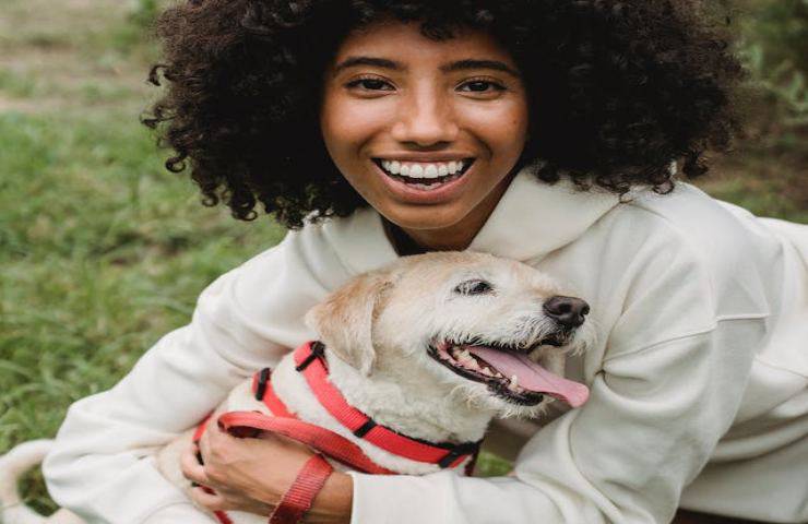 Alcuni umani sono più simpatici ai cani