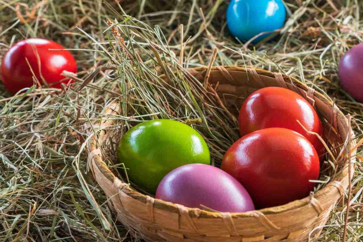 Uova colorate
