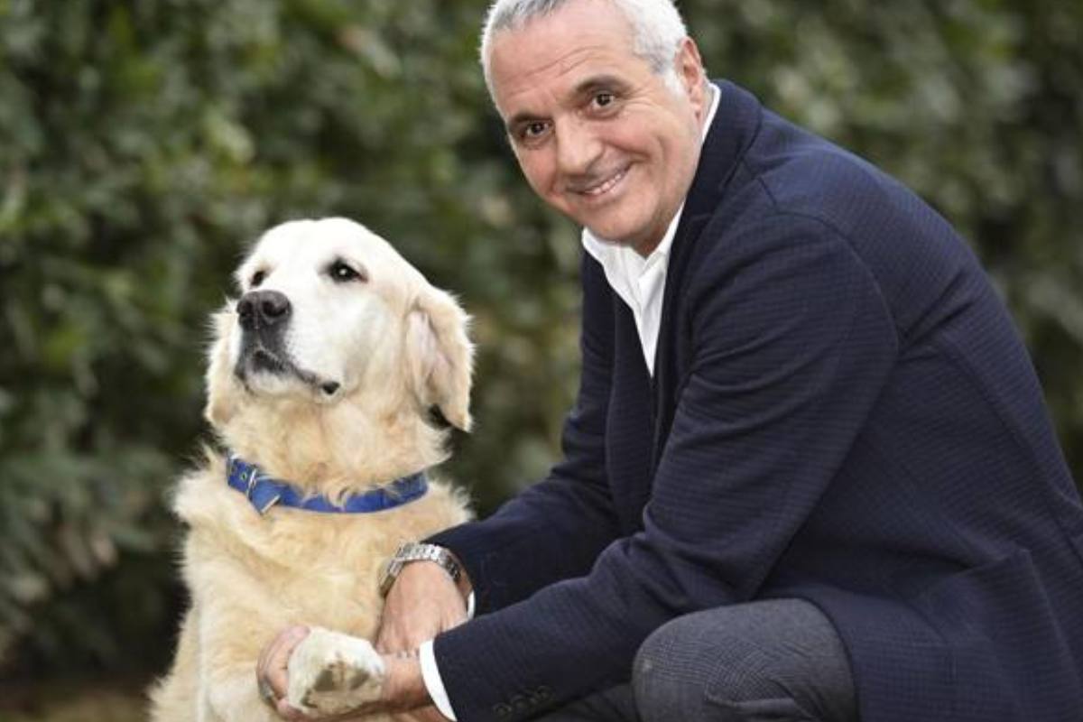 Giorgio Panariello insieme al suo cane