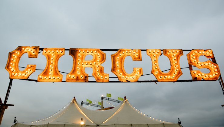 insegna del circo