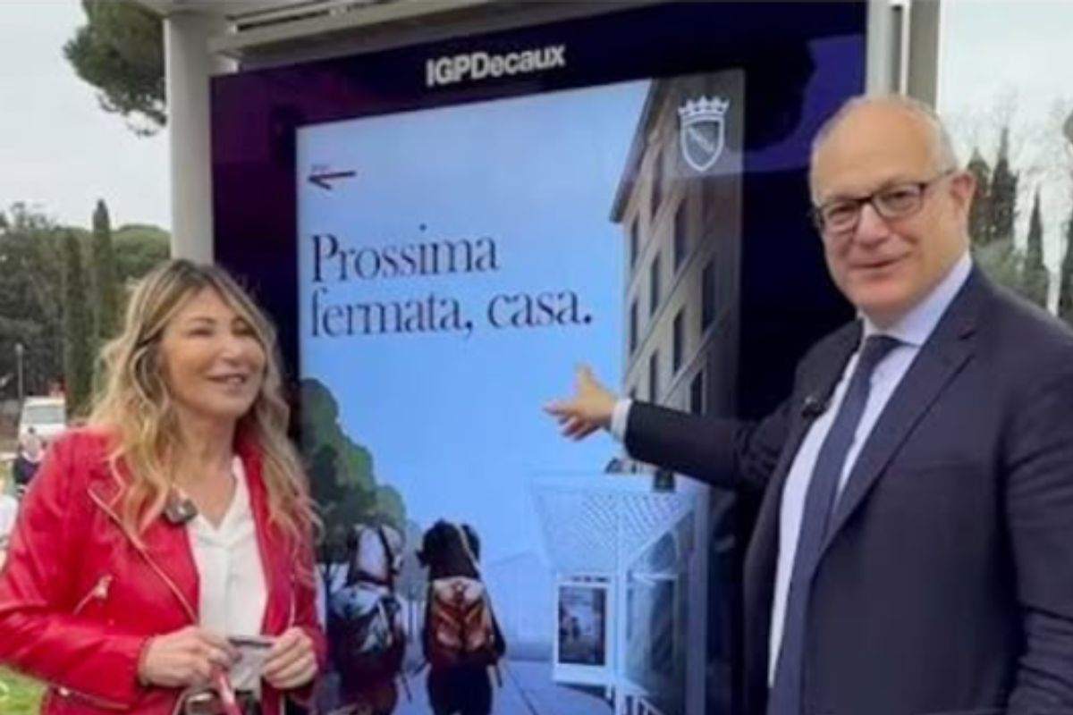 “Prossima fermata, casa”: a Roma i bus diventano un invito all’adozione